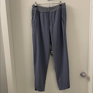 Zella Women's Blue Ankle Pants. Excellent condition!